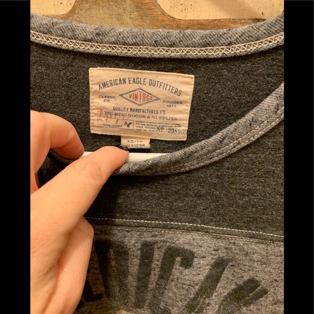 American Eagle size XS soft shirt - Picture 2 of 2